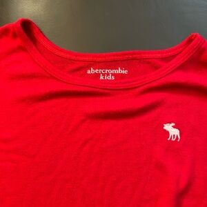 Abercrombie kids twist front long sleeved logo knit in red. Size 13/14.